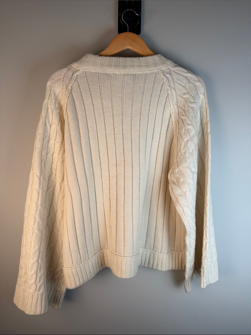 Cream Cable Knit Wide Sleeve Coastal Grandma Cabin Cozy Sweater Size L - Picture 3 of 8